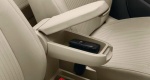 VW-Vento-front-armrest