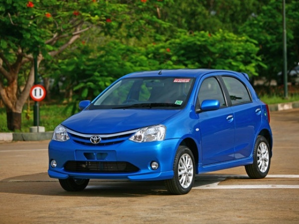 Etios-Liva1