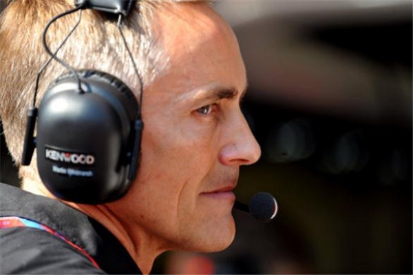 Martin-Whitmarsh-McLaren-hoping-to-pull-out-a-second-from-its-car-after-upgrades-Formula-1-news-88159