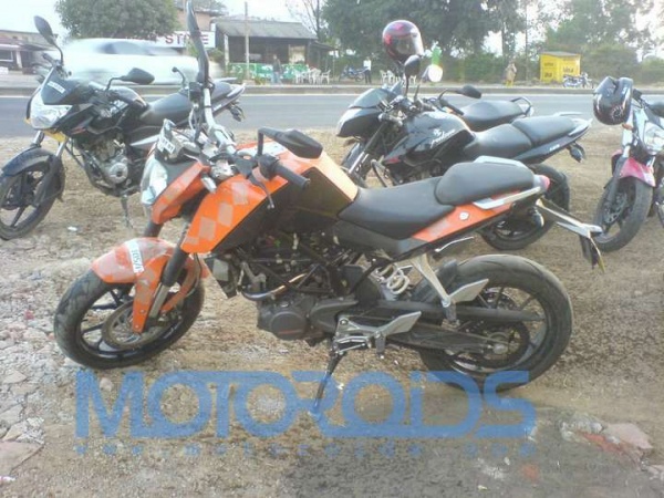 Bajaj-KTM-Duke-200