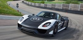 2014 Porsche 918 Spyder prototype