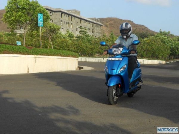 resizedimage600449 hero maestro 12 Hero Maestro Review: We test Heros new male specific scooter