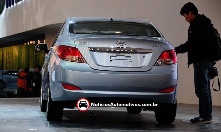 hyundai accent 2011. Hyundai Accent