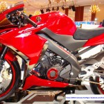 Yamaha unveils 2013 Vixion or the cut price R15 at Jakarta – images, specs and all the details Yamaha Vixion 11 150x150 Yamaha unveils 2013 Vixion or the cut price R15 at Jakarta – images, specs and all the details