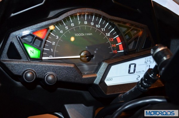 Kawasaki Ninja 300 India 23 600x396 Kawasaki Ninja 300 India launch: Image gallery and specs
