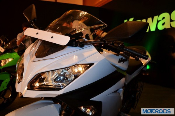 Kawasaki Ninja 300 India 26 600x396 Kawasaki Ninja 300 India launch: Image gallery and specs