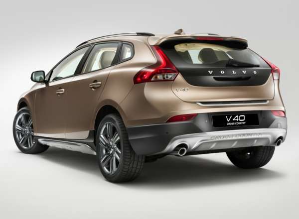 Volvo V40 India Price features diesel engine 3 600x440 All you need to know about the new Volvo V40 Cross Country 