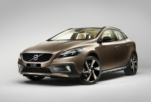 Volvo V40 India Price features diesel engine 41 600x406 All you need to know about the new Volvo V40 Cross Country 