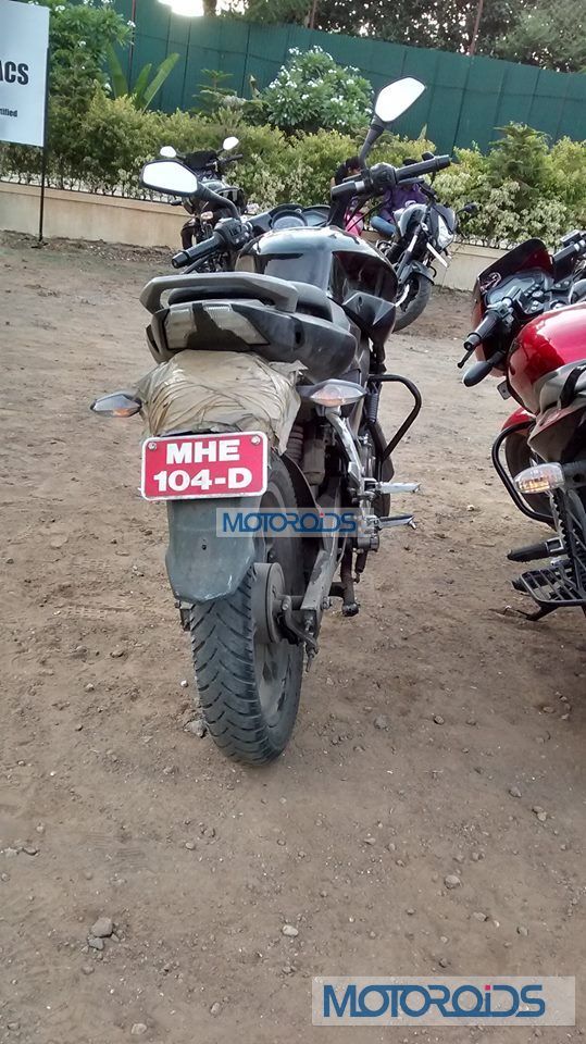 Bajaj-Pulsar-150NS-Spied-Image-5.jpg