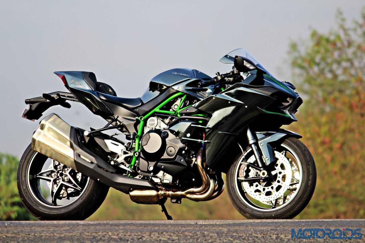 Kawasaki planning a displacement supercharged bike, trademarks the name 'R2' |
