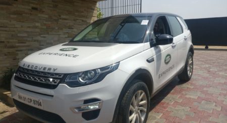 Range Rover Discovery Price In Guwahati  : Brand New Range Rover Discovery Sport Ar A Very Give Away Price.