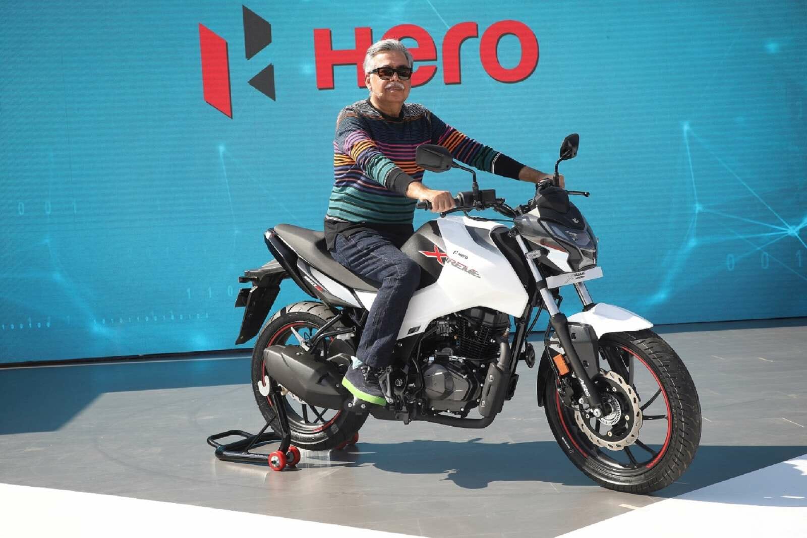 Hero Motocorp Introduces Xtreme 160r Prices To Be Announced In March Motoroids