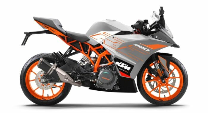 KTM RC390, RC200 And RC125 Get New Colours | Motoroids